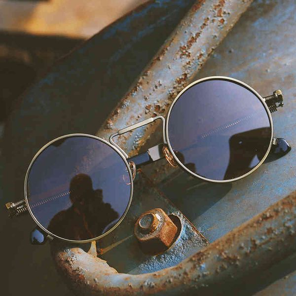 classic gothic steampunk sunglass polarized men women brand digner vintage round metal frame sun glass uv400, White;black
classic gothic steampunk sunglass polarized men women brand digner vintage round metal frame sun glass uv400, White;black