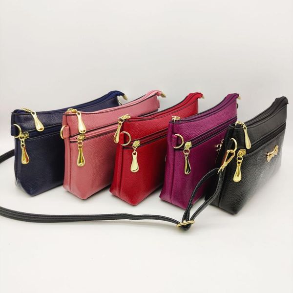 korean version of the one-shoulder fashion stiletto cross-bag lady mother holding a wallet stall make up bags cross body
korean version of the one-shoulder fashion stiletto cross-bag lady mother holding a wallet stall make up bags cross body