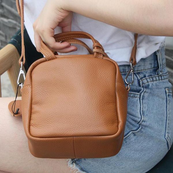 vintage cowhide long strap shoulder bags pack flap genuine leather single bag cross over classic women's shopping evening
vintage cowhide long strap shoulder bags pack flap genuine leather single bag cross over classic women's shopping evening