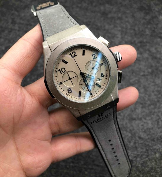 luxury mens watches classic style steel case rubber strap f1 racing watch sport quartz multifunctional chronograph wristwatches montre 11, Slivery;brown
luxury mens watches classic style steel case rubber strap f1 racing watch sport quartz multifunctional chronograph wristwatches montre 11, Slivery;brown
