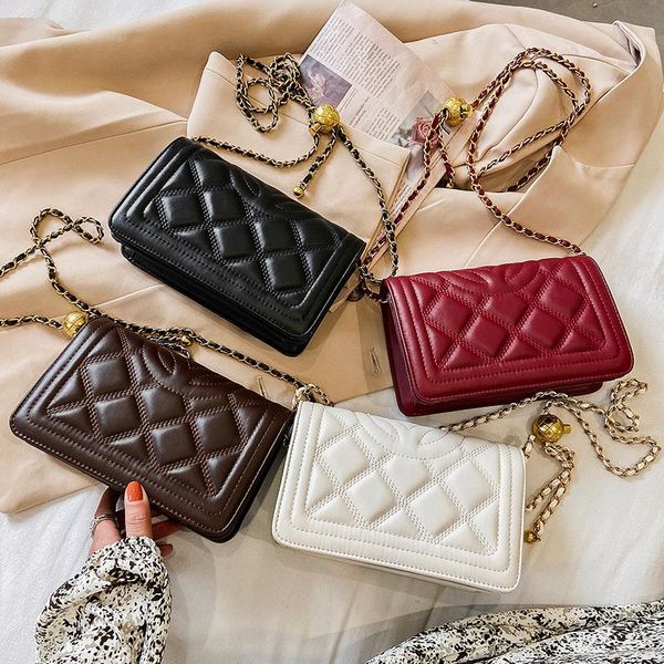evening bags 2021 summer fashion casual ladies and shoulder bags, suitable for rhombus cross-body small square
evening bags 2021 summer fashion casual ladies and shoulder bags, suitable for rhombus cross-body small square