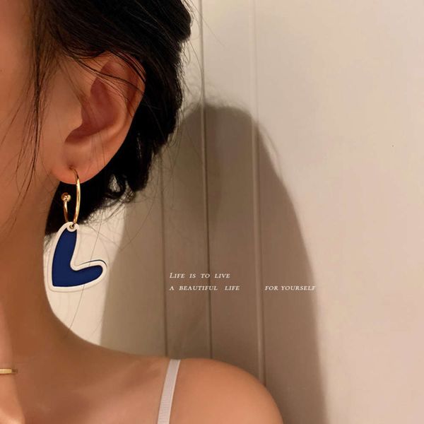 love earrings cute sense earrings fashion for simple temperament
love earrings cute sense earrings fashion for simple temperament