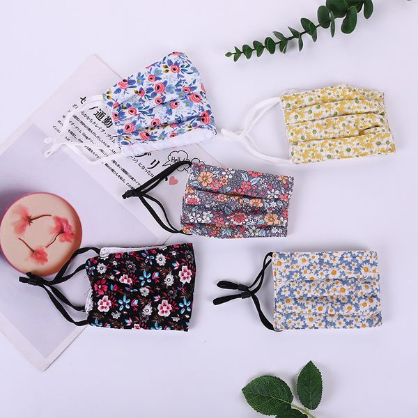 winter autumn and plaid thickened mask fashion ear hanging women's white printing decoration
winter autumn and plaid thickened mask fashion ear hanging women's white printing decoration