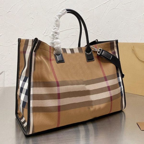 large capacity shopping bag tote bags handbag crossbody purse fashion letter plaid tartan removable shoulder strap genuine leather crossbody
large capacity shopping bag tote bags handbag crossbody purse fashion letter plaid tartan removable shoulder strap genuine leather crossbody
