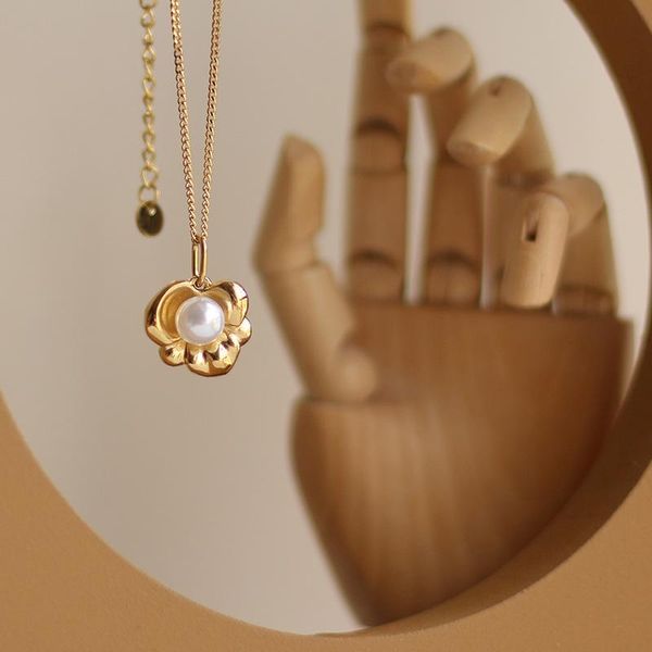 pendant necklaces stainless steel pearl flower necklace for women ocean style france clavicle chain gold color mirror polished, Silver
pendant necklaces stainless steel pearl flower necklace for women ocean style france clavicle chain gold color mirror polished, Silver