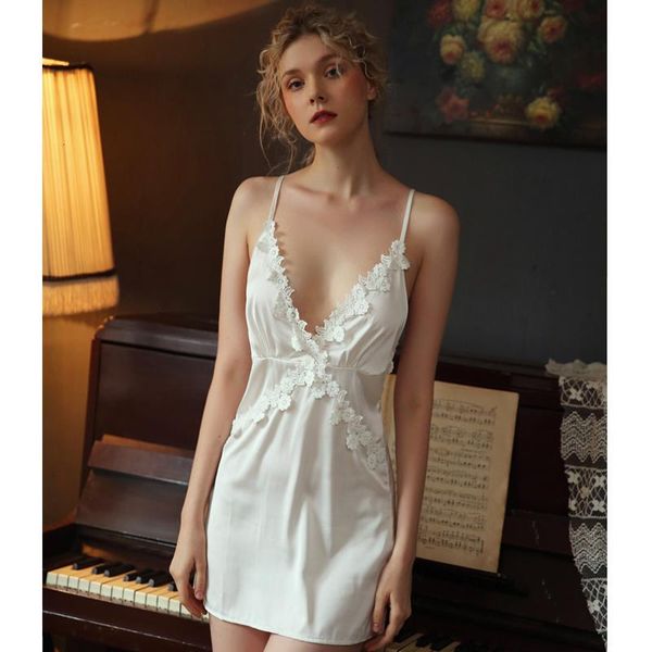 women's nightwear large size sleepwear lace-up cutout flower v-neck nightdress back slit silky nightgown comfortable summer young girl, Black;red
women's nightwear large size sleepwear lace-up cutout flower v-neck nightdress back slit silky nightgown comfortable summer young girl, Black;red