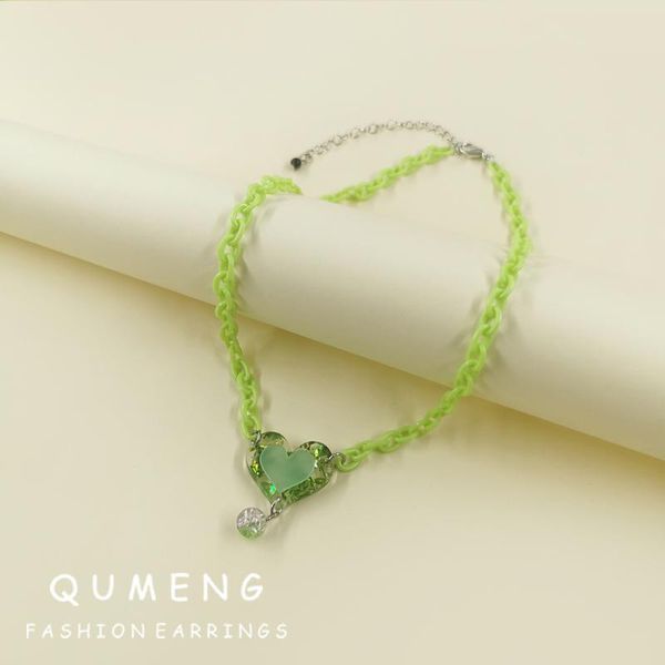 pendant necklaces qumeng 2021 sell personality fashion green heart-shaped bead acrylic choker necklace party cute girls gift, Silver
pendant necklaces qumeng 2021 sell personality fashion green heart-shaped bead acrylic choker necklace party cute girls gift, Silver
