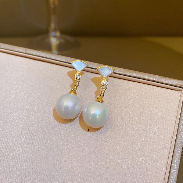 dangle & chandelier 2021 korean exquisite fan-shaped pearl earrings fashion temperament simple versatile women's jewelry, Silver
dangle & chandelier 2021 korean exquisite fan-shaped pearl earrings fashion temperament simple versatile women's jewelry, Silver