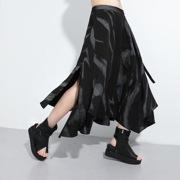 skirts 2021 summer elastic waist bandage skirt for women black color with printing irregular long female size clothes
skirts 2021 summer elastic waist bandage skirt for women black color with printing irregular long female size clothes