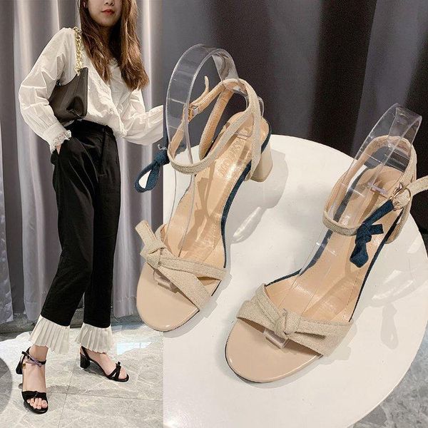 sandals a style of summer for women with versatile strappy heels and chunky, Black
sandals a style of summer for women with versatile strappy heels and chunky, Black