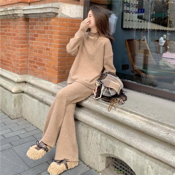 women's two piece pants women 2021 autumn winter 2 sets female long sleeve sweaters +wide leg fashion casual knitted tracksuits d343, White
women's two piece pants women 2021 autumn winter 2 sets female long sleeve sweaters +wide leg fashion casual knitted tracksuits d343, White