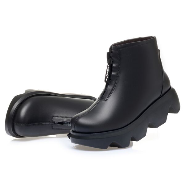 Winter New Style Genuel Leather Cotton Shoes Platform Bottom Thick-soled Non-slip Ankle Boots Wool Leather Girls Boots 2286, Black velvelt
Winter New Style Genuel Leather Cotton Shoes Platform Bottom Thick-soled Non-slip Ankle Boots Wool Leather Girls Boots 2286, Black velvelt