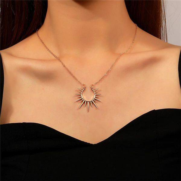 pendant necklaces fashion vintage sun flower necklace for women girls design round charms choker jewelry party gifts, Silver
pendant necklaces fashion vintage sun flower necklace for women girls design round charms choker jewelry party gifts, Silver