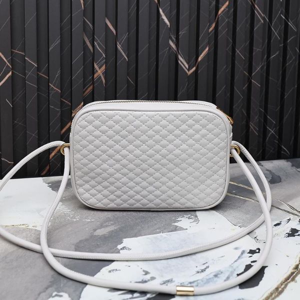 evening bags 2021 one-shoulder messenger bag fabric and leather exquisite workmanship designer handbags shoulder
evening bags 2021 one-shoulder messenger bag fabric and leather exquisite workmanship designer handbags shoulder