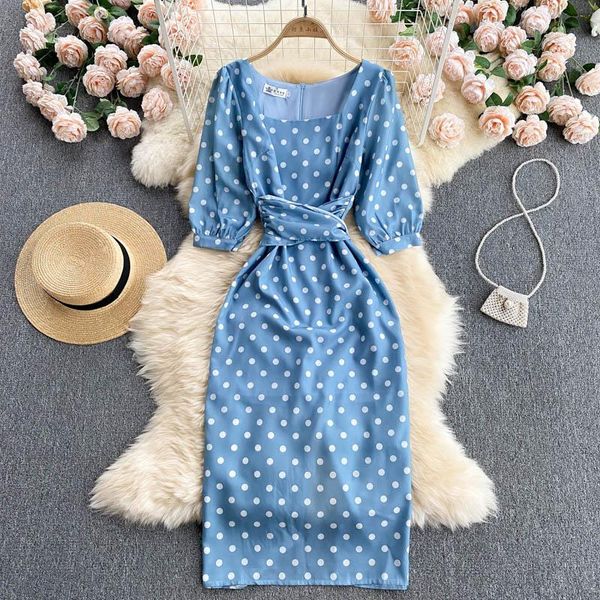casual dresses vintage blue polka dot midi dress women square collar high waist bandage bodycon vestidos female elegant robe 2021, Black;gray
casual dresses vintage blue polka dot midi dress women square collar high waist bandage bodycon vestidos female elegant robe 2021, Black;gray