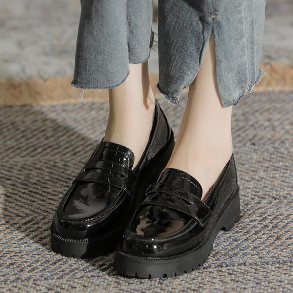 dress shoes spring autumn women british style 2021 thick-soled single casual loafers patent leather fashion girls, Black
dress shoes spring autumn women british style 2021 thick-soled single casual loafers patent leather fashion girls, Black