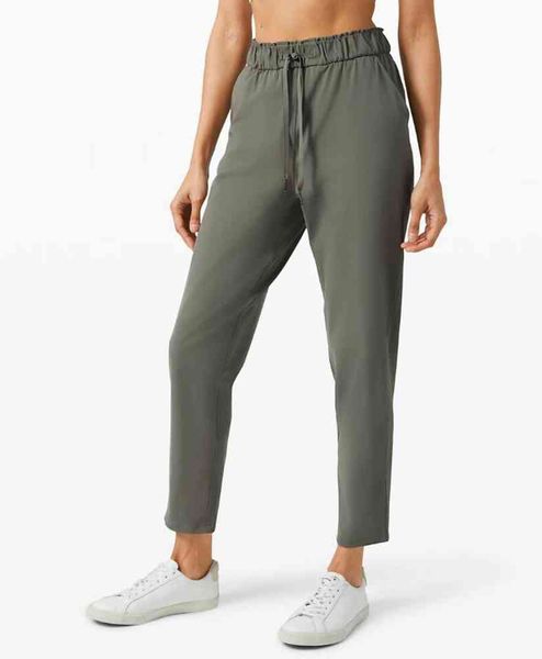 women's pants stretch lounge sweatpants travel ankle drawstring 7/8 athletic track yoga pants, Black;white
women's pants stretch lounge sweatpants travel ankle drawstring 7/8 athletic track yoga pants, Black;white