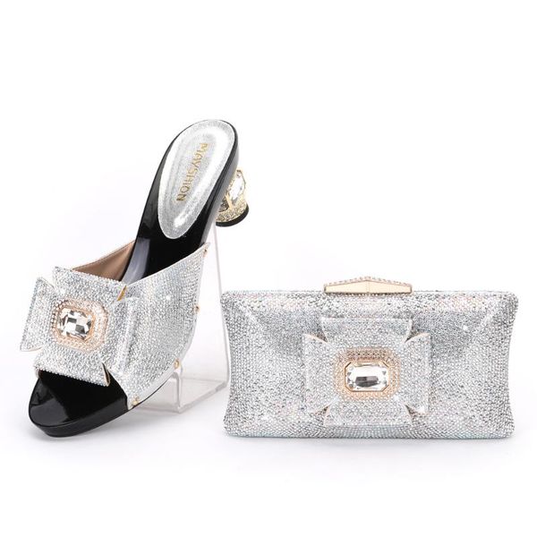 slippers crystal women's shoes 2021 summer 43 yards italy latest design party and bag suit sexy, Black
slippers crystal women's shoes 2021 summer 43 yards italy latest design party and bag suit sexy, Black
