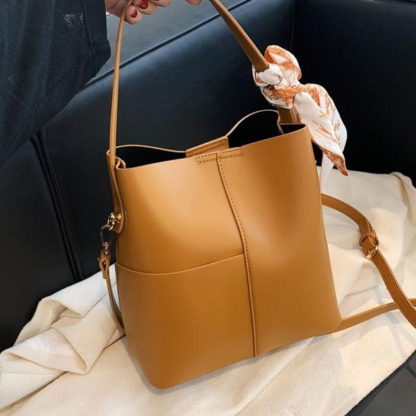 evening bags 2021 portable messenger bag fashion lady bucket silk scarf western style casual large capacity female
evening bags 2021 portable messenger bag fashion lady bucket silk scarf western style casual large capacity female