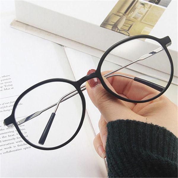 sunglasses 2021 round anti blue light glasses frame with alloy legs women ultralight eyewear men vintage eyeglasses female, White;black
sunglasses 2021 round anti blue light glasses frame with alloy legs women ultralight eyewear men vintage eyeglasses female, White;black