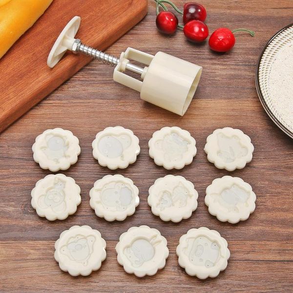 baking moulds originality environmental protection firm cake mould home accessories 8pcs diy flowers pattern mooncake mold set
baking moulds originality environmental protection firm cake mould home accessories 8pcs diy flowers pattern mooncake mold set