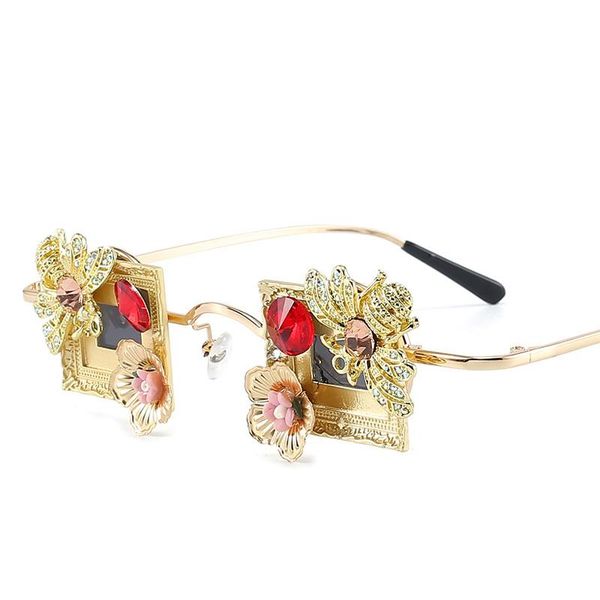 sunglasses 2021 fashion bee square flower women vintage rhinestone bling diamond ladies sun glasses brand shades punk eyeglasses, White;black
sunglasses 2021 fashion bee square flower women vintage rhinestone bling diamond ladies sun glasses brand shades punk eyeglasses, White;black