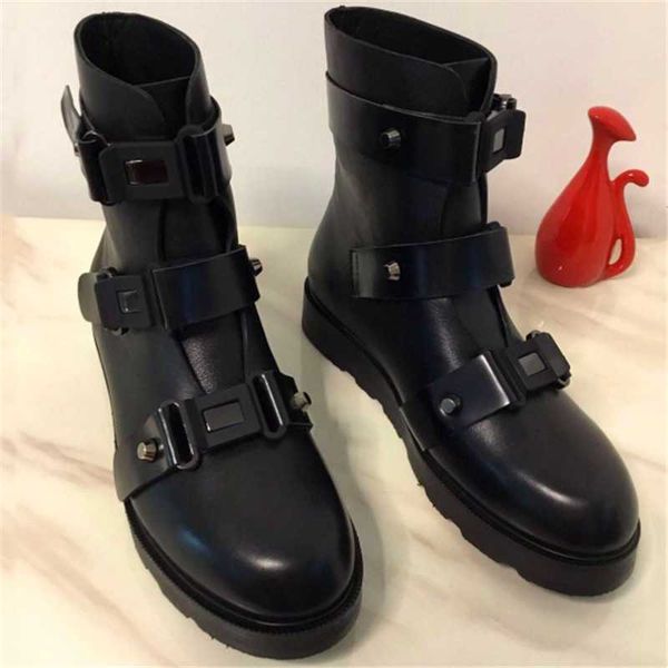 boots rivet motorcycle thick heel belt buckle leather splice short metal decoration women shoes, Black 
boots rivet motorcycle thick heel belt buckle leather splice short metal decoration women shoes, Black