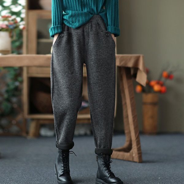 johnature winter leisure elastic waist plush thickened knitted harem pants loose comfortable all-match women warm pants 210521, Blue
johnature winter leisure elastic waist plush thickened knitted harem pants loose comfortable all-match women warm pants 210521, Blue