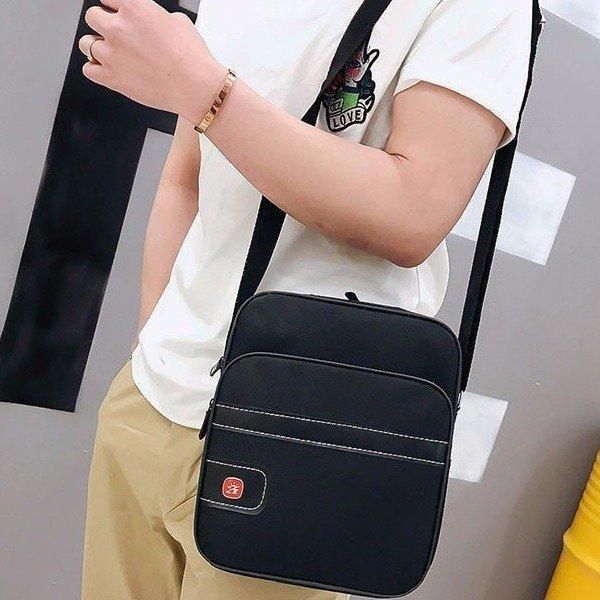 backpack factory direct sale 2021 men's shoulder bag, zipper, shoulder, crossbody, hand-held oxford textile
backpack factory direct sale 2021 men's shoulder bag, zipper, shoulder, crossbody, hand-held oxford textile