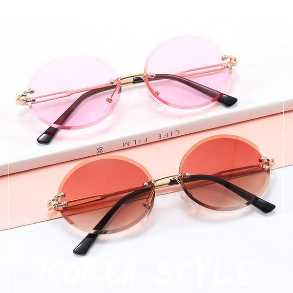 sunglasses 2021 design oval personality borderless ladies classic fashion glasses 0932 uv400, White;black
sunglasses 2021 design oval personality borderless ladies classic fashion glasses 0932 uv400, White;black