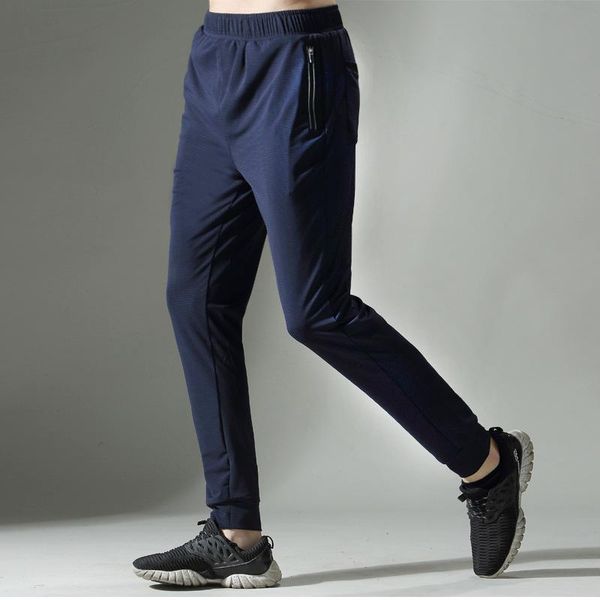 running pants 2021 autumn joggers sport men skinny cotton sweatpants trackpants gym fitness training male sportswear bottoms, Black;blue
running pants 2021 autumn joggers sport men skinny cotton sweatpants trackpants gym fitness training male sportswear bottoms, Black;blue