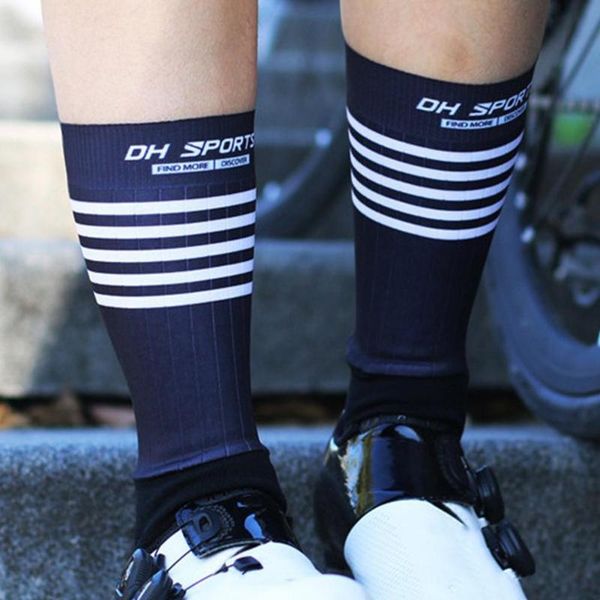 pair anti slip seamless cycling socks integral moulding compression hiking bike sock running bicycle outdoor sp j3e1 sports, Black
pair anti slip seamless cycling socks integral moulding compression hiking bike sock running bicycle outdoor sp j3e1 sports, Black