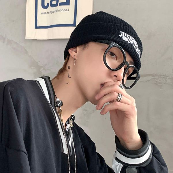 ball caps knitted wool spring and autumn warm melon skin eavesless hip hop winter fashion brand men's cold hat summer, Blue;gray
ball caps knitted wool spring and autumn warm melon skin eavesless hip hop winter fashion brand men's cold hat summer, Blue;gray