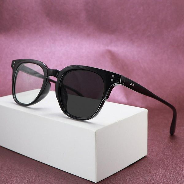 sunglasses korean pochromic with anti radiation leopard oval spectacle frame change colour glasses blue light eyeglasses, White;black
sunglasses korean pochromic with anti radiation leopard oval spectacle frame change colour glasses blue light eyeglasses, White;black