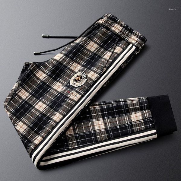 men's pants autumn and winter style badge webbing lattice casual trousers knitting comfortable fashionable, Black
men's pants autumn and winter style badge webbing lattice casual trousers knitting comfortable fashionable, Black