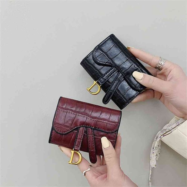 new women's small wallet fashion simple folding organ card bag large capacity, Red;black
new women's small wallet fashion simple folding organ card bag large capacity, Red;black