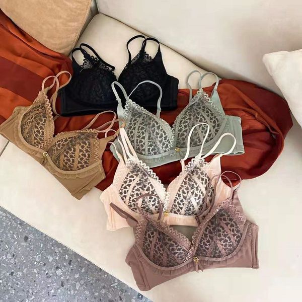 bra set 2021 no steel ring lace back underwear women's gathered adjustable deep v suit, Red;black
bra set 2021 no steel ring lace back underwear women's gathered adjustable deep v suit, Red;black
