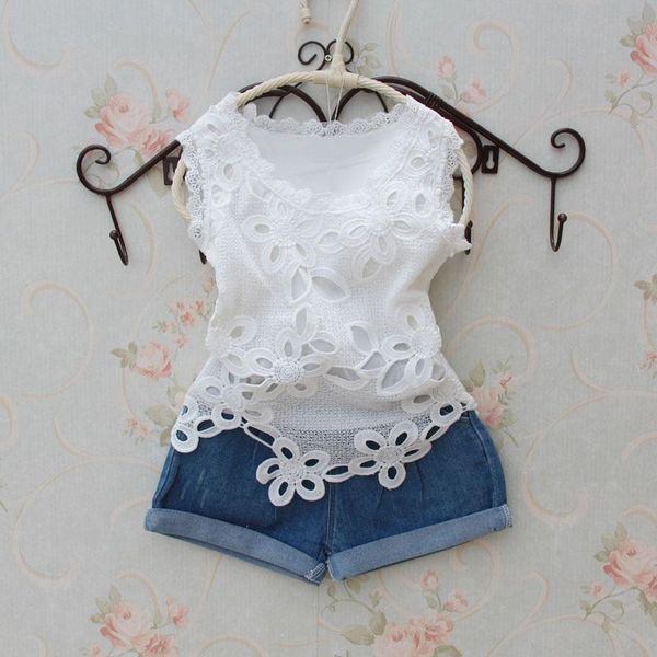 shirts 2-16 year summer baby toddler teen lace tank school girls white blouse girl blouses and kids shirt children's clothes, White;black
shirts 2-16 year summer baby toddler teen lace tank school girls white blouse girl blouses and kids shirt children's clothes, White;black