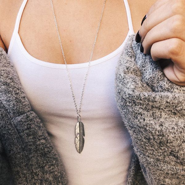 bohemian vintage multi-element clavicle chain necklace feather fringe styling necklace women fashion jewelry wholesale, Silver
bohemian vintage multi-element clavicle chain necklace feather fringe styling necklace women fashion jewelry wholesale, Silver