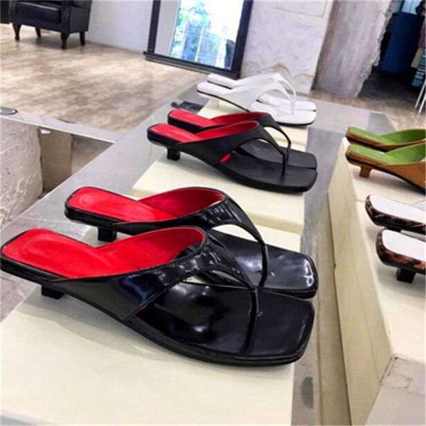 slippers calf leather low heel fashion catwalk beach sandals square temperament flip-flops female ins fairy, Black
slippers calf leather low heel fashion catwalk beach sandals square temperament flip-flops female ins fairy, Black