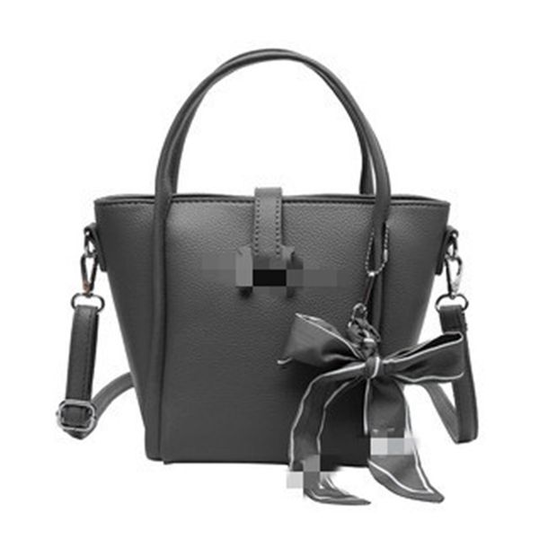factory direct sale 75% off women's 2021 new lovely autumn bucket small one shoulder portable urban elegant women bags
factory direct sale 75% off women's 2021 new lovely autumn bucket small one shoulder portable urban elegant women bags