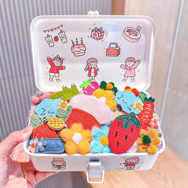 4/7/8pcs/set cartoon christmas gifts set girl hair clips barrettes ornament headband children hairpins accessories, Slivery;white
4/7/8pcs/set cartoon christmas gifts set girl hair clips barrettes ornament headband children hairpins accessories, Slivery;white