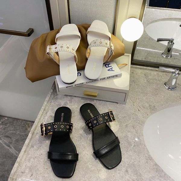 rivet metal buckle band slippers women sandalias summer beach ladies shoes flip flops pantuflas all-match flat slides mujer 2021, Black
rivet metal buckle band slippers women sandalias summer beach ladies shoes flip flops pantuflas all-match flat slides mujer 2021, Black