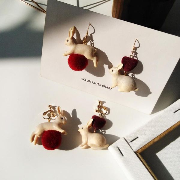creative and sweet white asymmetric ear hook eardrop lovely girl style autumn winter love hair ball clip dangle & chandelier, Silver
creative and sweet white asymmetric ear hook eardrop lovely girl style autumn winter love hair ball clip dangle & chandelier, Silver