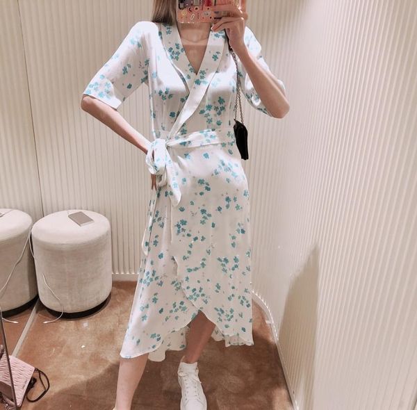 party dresses women dress 2021 summer fresh mint blue small broken flower crepe wrap body slimming tea break mid-length, White;black 
party dresses women dress 2021 summer fresh mint blue small broken flower crepe wrap body slimming tea break mid-length, White;black