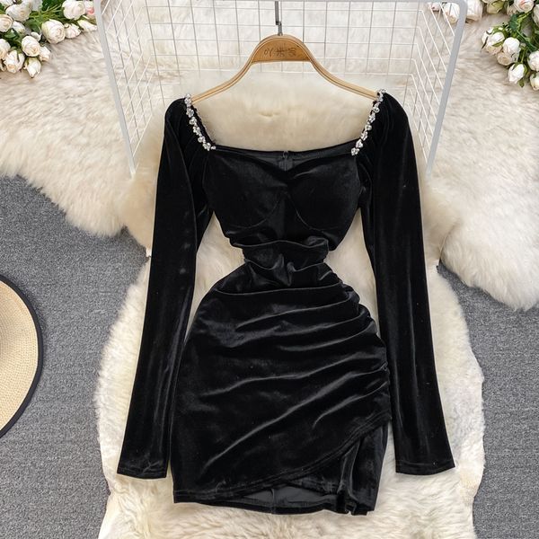 autumn winter dress vintage style rhinestone square collar long sleeve velvet dress women fashion draped party mini dresses 2022, Black;gray
autumn winter dress vintage style rhinestone square collar long sleeve velvet dress women fashion draped party mini dresses 2022, Black;gray