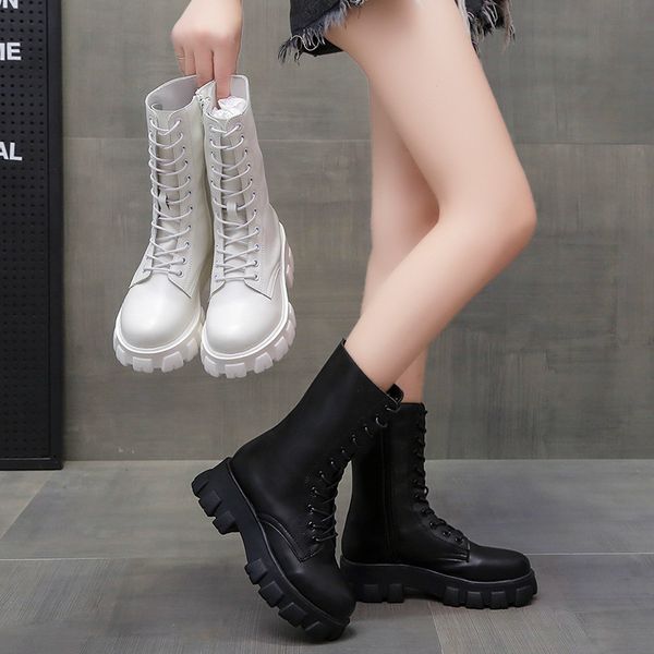 british style short boots women's round head thick bottom lace casual leather in autumn and winter 2021, Black
british style short boots women's round head thick bottom lace casual leather in autumn and winter 2021, Black