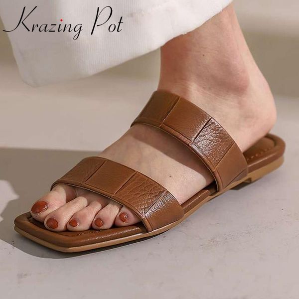 slippers krazing pot genuine leather outside slipper peep toe low heel young lady daily wear high street fashion summer shoes women l79, Black
slippers krazing pot genuine leather outside slipper peep toe low heel young lady daily wear high street fashion summer shoes women l79, Black