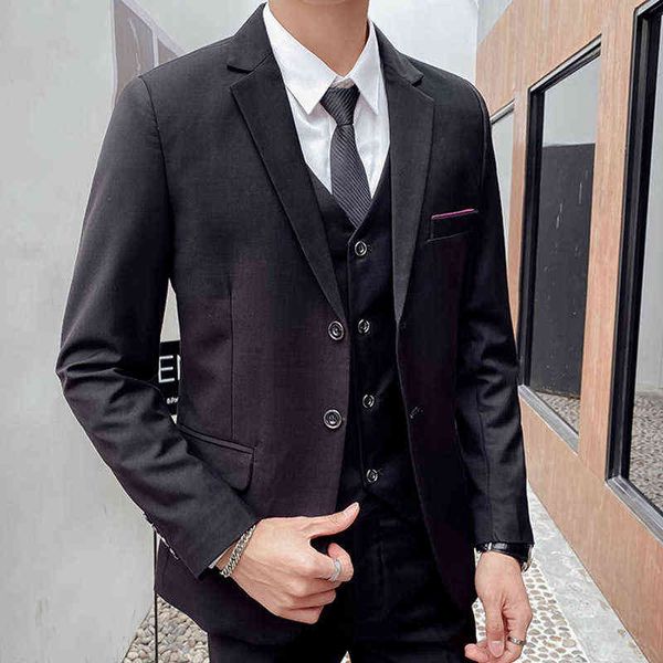 luxury suits blaze suit solid color main push fashion two button four seasons casual three piece suit men's, Black
luxury suits blaze suit solid color main push fashion two button four seasons casual three piece suit men's, Black