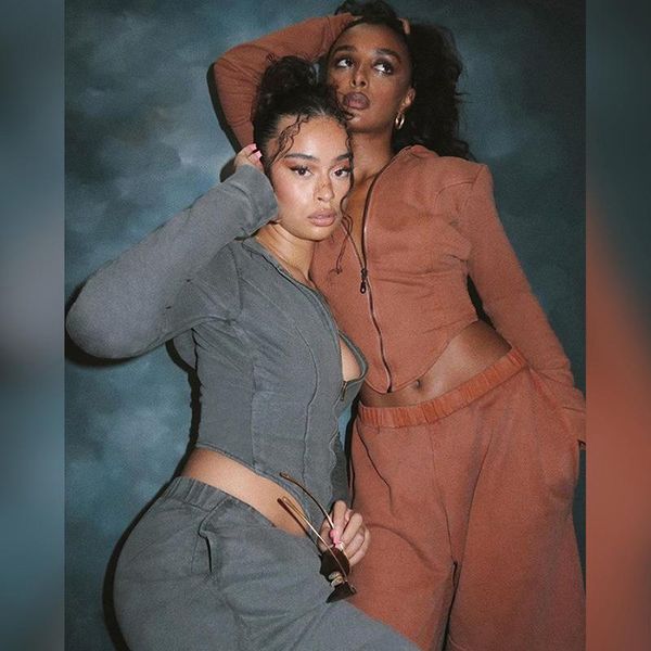 sport 2 piece set women autumn cardigan hooded jacket high waist sweatpants casual suit running workout sportswear tracksuit yoga outfits, White;red 
sport 2 piece set women autumn cardigan hooded jacket high waist sweatpants casual suit running workout sportswear tracksuit yoga outfits, White;red